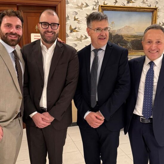 Master Holding 205 - laboratorio professionale sulla Holding